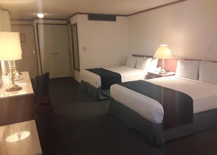 Bristol Hotel 4*